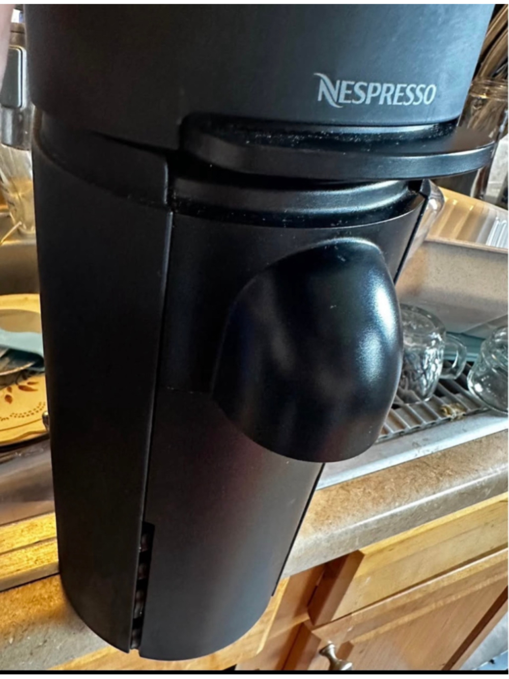 Nespresso VertuoPlus DeLonghi ENV150BM Coffee Espresso Machine Matte Black Maker